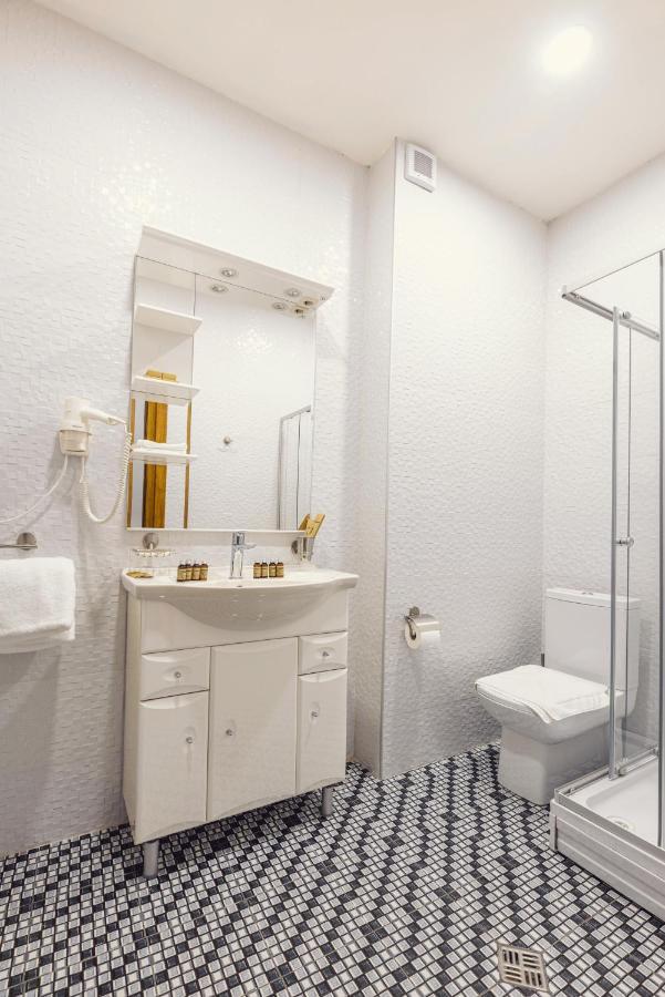 Octava Boutique Hotel Tbilisi Buitenkant foto