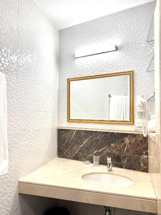 Octava Boutique Hotel Tbilisi Buitenkant foto