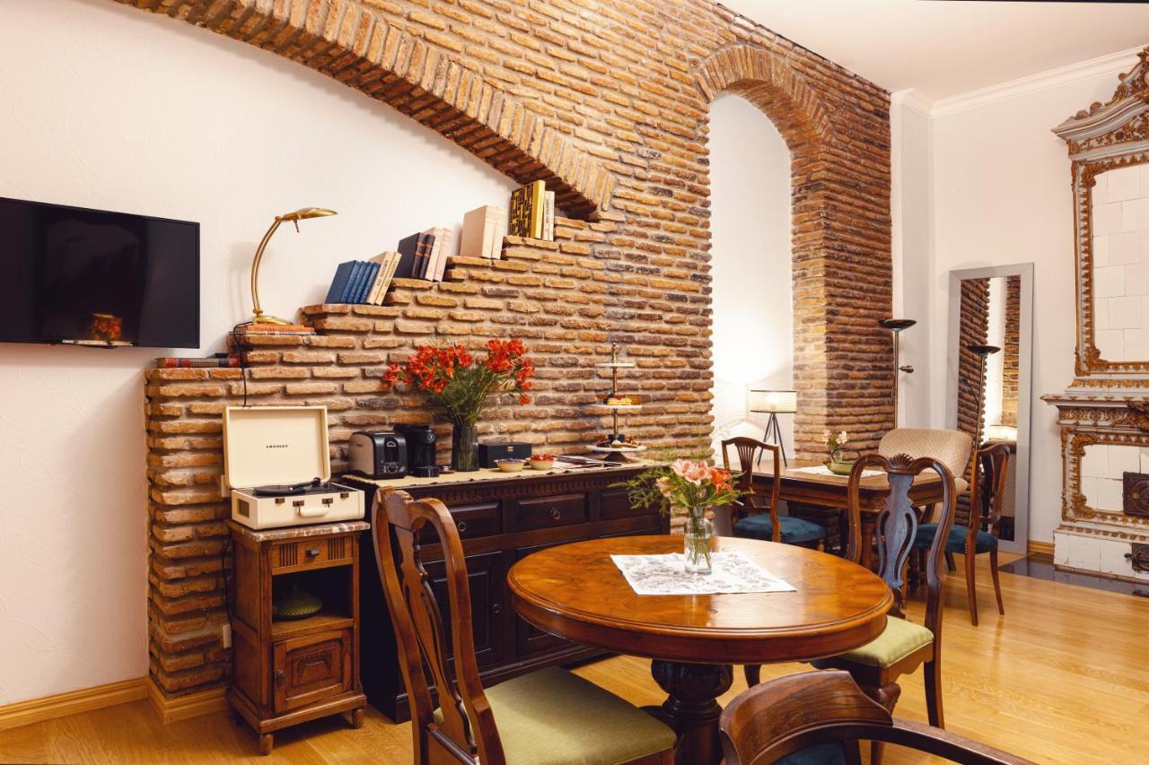 Octava Boutique Hotel Tbilisi Buitenkant foto