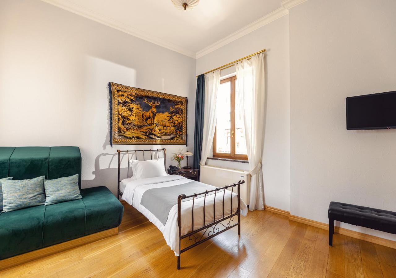 Octava Boutique Hotel Tbilisi Buitenkant foto